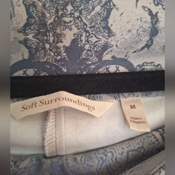 Soft Surroundings Elegant Blue Patterned Women's Crop  Pants Size M - Picture 2 of 9